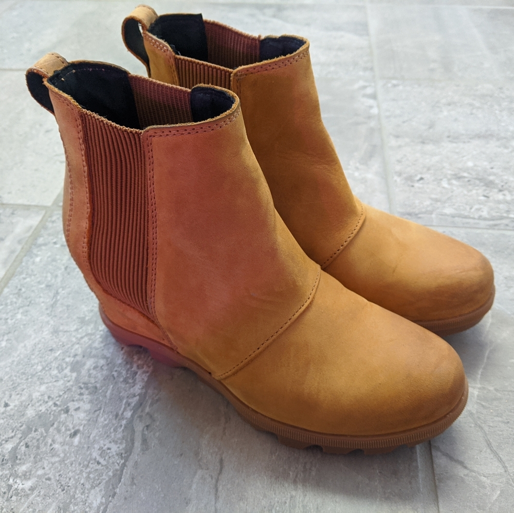 Joan of Arctic Wedge Chelsea Boot